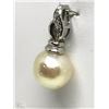 Image 1 : #19-18KT WHITE GOLD PEARL DIAMOND PENDANT