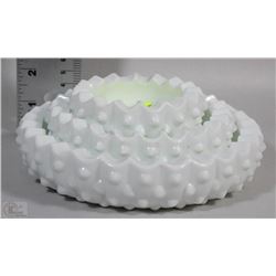 3 PC FENTON MILK GLASS ASHTRAY SET