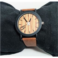 FAUX WOOD FACED FASHION WATCH