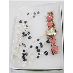 NEW NECKLACE SET WITH HEARTS WATCH NEW BATTERY