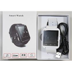 SMART WATCH IN WHITE