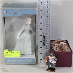 HEAVY WEIGHT COLLECTIBLE POLICEMAN/KALIQUE