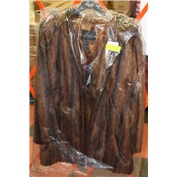 NEW REGAL FAUX FUR LADIES COAT HOODED SIZE SMALL