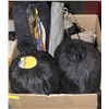 Image 1 : CAMPING LOT INCL TENT, 2 SLEEPING BAGS AND MORE