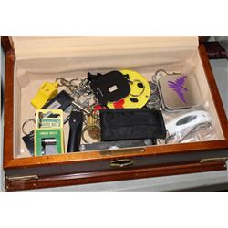 WOODEN BOX WITH MULTI TOOL. KEY CHAINS AND MORE