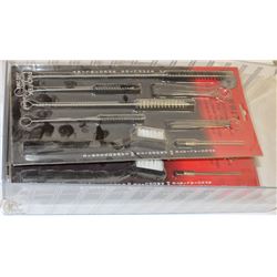 PLASTIC TOTE OF PAINT GUN CLEANING KITS