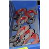 Image 1 : TUB OF HEAVY DUTY HOOKS