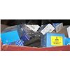 Image 1 : BOX OF ASSORTED FASTENERS INCLUDING STUD BOLTS