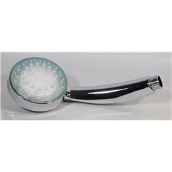 NEW SHOWER HEAD THAT LIGHTS UP WHEN