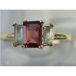 #46-9KT YELLOW GOLD AQUAMARINE & GARNET RING