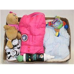 FLAT OF FEMALE DOG ITEMS