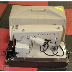 VINTAGE SINGER FASHION MATE SEWING