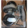 Image 1 : 4 HEAVY DUTY CASTORS, 2 ARE SWIVEL
