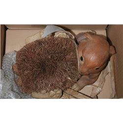 5 BUNNY BOOT BRUSHES