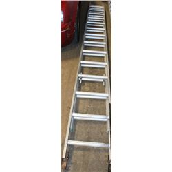 28' PELIGRO ALUMINUM EXTENSION LADDER