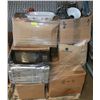 Image 1 : PALLET OF ASSORTED HOUSEHOLD INCL. CUISINART