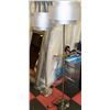 Image 1 : SHOWHOME FLOOR LAMP X2