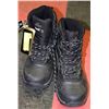 Image 1 : ICE FIELDS SIZE 7 MENS WINTER BOOTS WITH