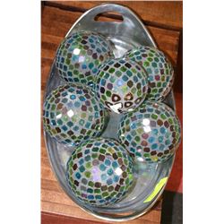 SHOWHOME METAL TRAY WITH 6 DECORATIVE BALLS