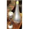 Image 1 : SILVER LEAF SHOWHOME DECOR BALL AND SILVER LEAF