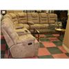 Image 1 : CHICAGO SADDLE PLUSH FABRIC SECTIONAL
