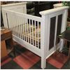 Image 1 : SHOWHOME CRIB MISSING ONE SIDE  PIECE