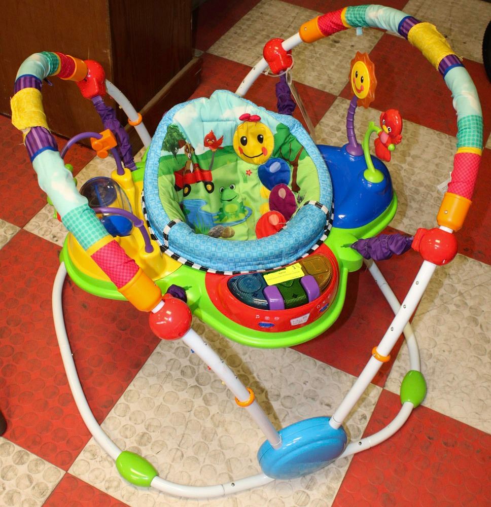 BABY EINSTEIN ACTIVITY CENTER
