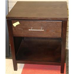 SHOWHOME SINGLE DRAWER NIGHT STAND