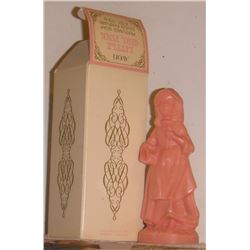 Collectible Little Girl Pink perfumed soap - Avon 4 oz. 113 g - savon perfume de collection