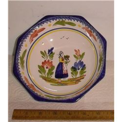 Quimper old bowl faience France plate artists for many generations: signed - piece unique signature