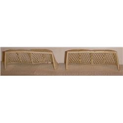 pair of hockey plastic nets - paire en plastique pour le hockey