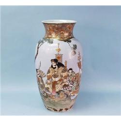 A large turn of the century Japanese Satsuma...