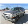 Image 2 : 2002 - CHEVROLET SUBURBAN
