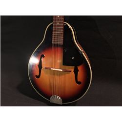 SUZUKI VIOLIN CO. LTD MANDOLIN, NO. 608, MADE IN JAPAN IN 1972