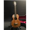 Image 1 : HARMONY KIDS ACOUSTIC GUITAR, COMES WITH HARD SHELL CASE