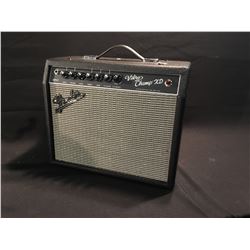 FENDER VIBRO CHAMP XD COMBO GUITAR AMPLIFIER