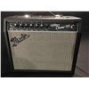 Image 2 : FENDER VIBRO CHAMP XD COMBO GUITAR AMPLIFIER