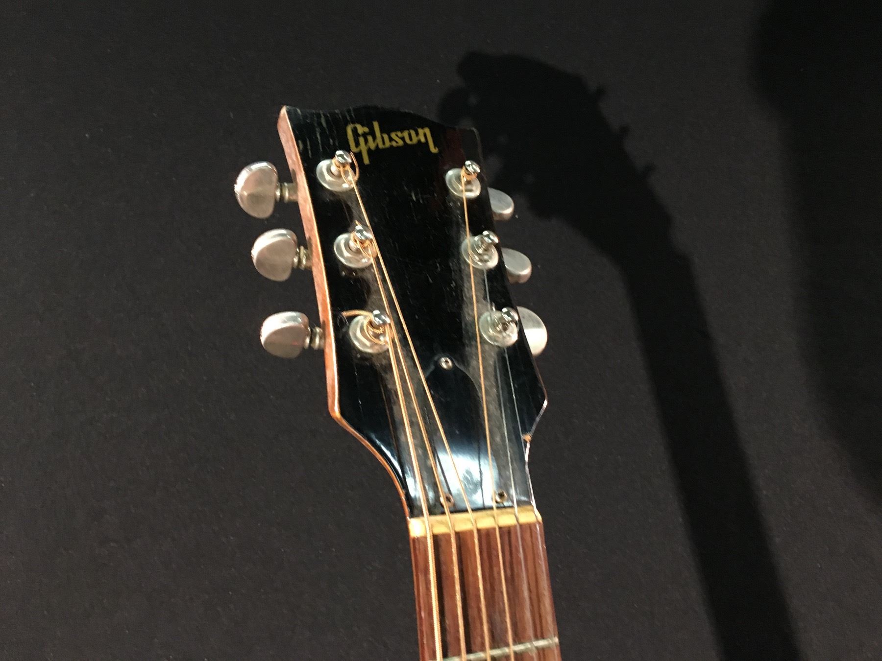 Gibson J 45 Deluxe Acoustic Guitar Serial Number B Made In Kalamazoo In 1974 Gibson J 45 Deluxe Acoustic Guitar Serial Number B Made In Kalamazoo In 1974