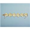 Image 1 : An attractive 18 kt. gold bracelet designed o...