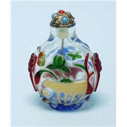 A good Chinese Peking glass flask shaped snuf...