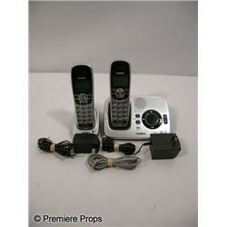 Warrior Tess (Jennifer Morrison) Phones Movie Props