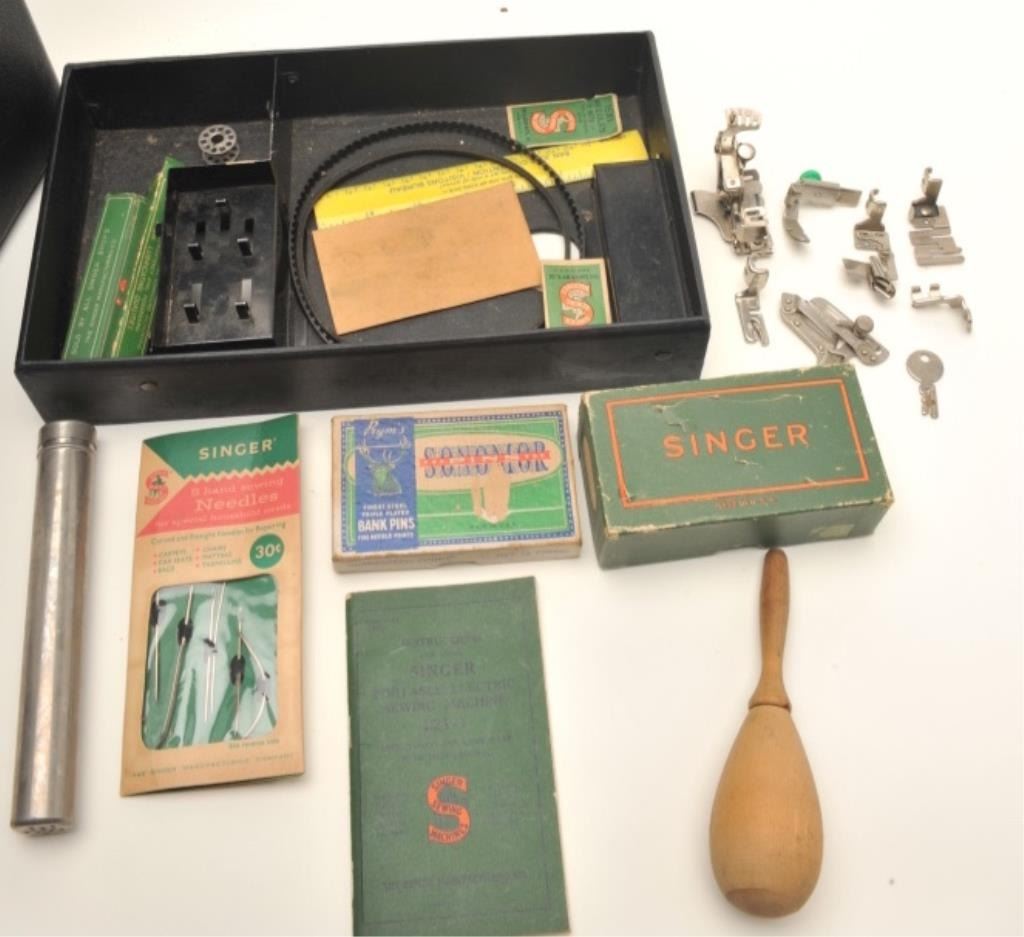 Antique Singer 2211 Catalog 3110 Featherweight sewing machine in