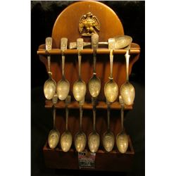 Original 13 Colonies 1776-1976 Bicentennial International Silver Spoon Set in wooden case.