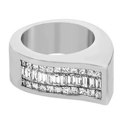 Genuine 18K WhiteGold 1.78CTW Baguette Fashion Ring - REF-302R9H