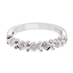Genuine 18K White Gold 0.04CTW Diamond Band Ring - REF-41X8Y