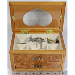 ESTATE JEWELRY BOX WITH CONTENTS