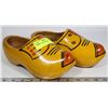 Image 1 : HOLLAND WOODEN SHOES