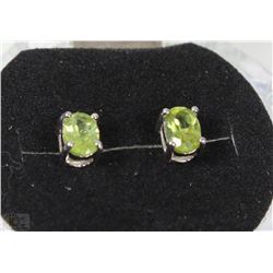 #28-NATURAL GREEN PERIDOT .925 STERLING SILVER