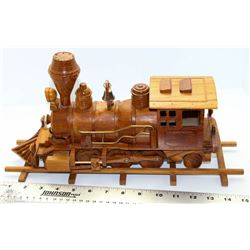 UNIQUE WOODEN TRAIN ENGINE & TRACK (14" X 8")