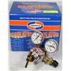 Image 1 : NEW UNIWELD ACETYLENE REGULATOR